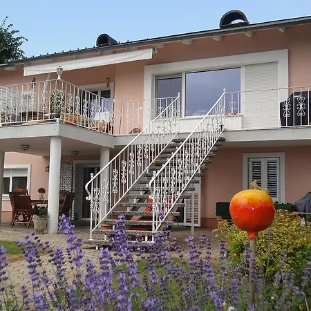 Apartment Holiday Apartment Krumpendorf *